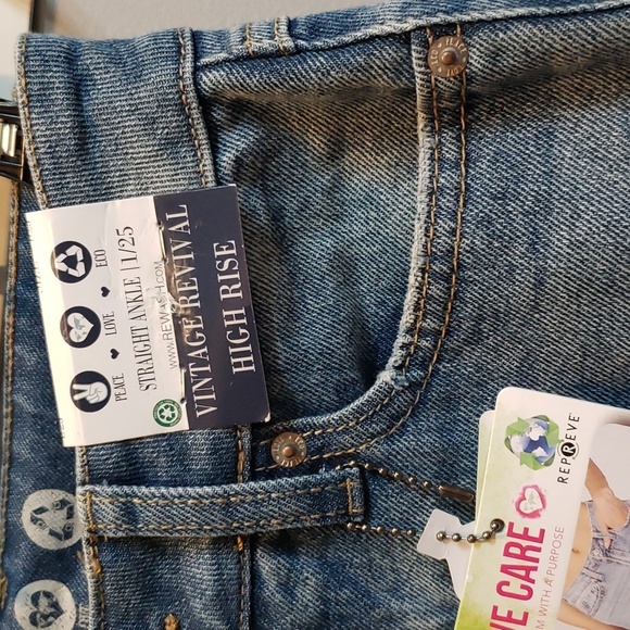 Rewash Vintage Revival High Rise Straight Ankle Jeans - Picture 5 of 8